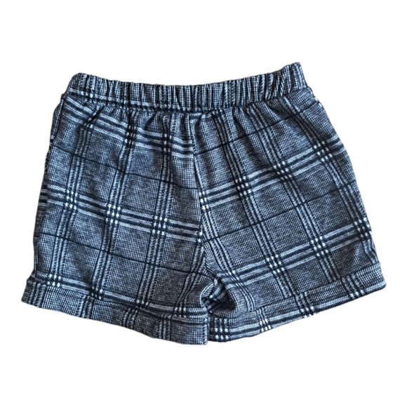 Fashion Nova Shorts - Picture 2 of 8